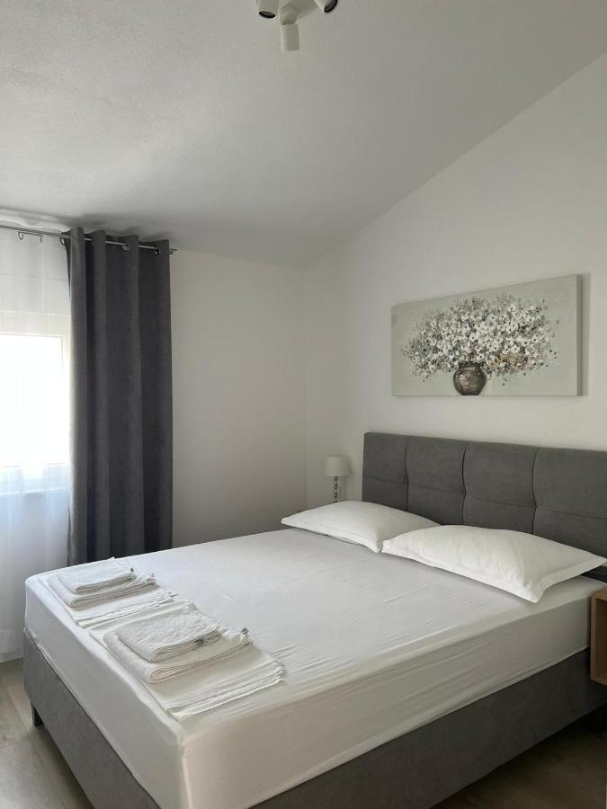 Villa Luxuria Baška Voda Exterior foto